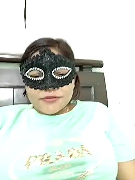 Snapshot of nitiya0100 chatting on February 2025 10:59:02 AM nitiya0100 online show from February 2025 10:59:02 AM