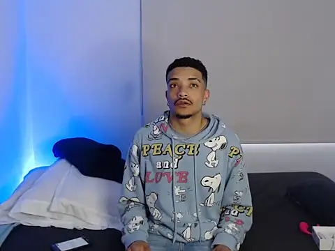 Snapshot of eross_chipre_ chatting on September 2025 09:28:02 PM eross chipre  online show from September 2025 09:28:02 PM