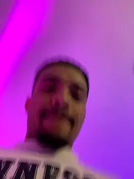 Snapshot of eross_chipre_ chatting on October 2025 03:42:02 AM eross chipre  online show from October 2025 03:42:02 AM