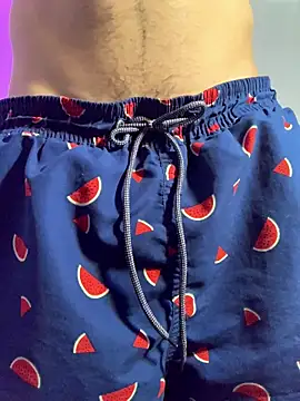 eross chipre  online show from December 2025 08:14:01 PM