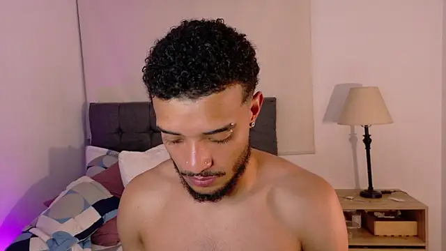 Snapshot of eross_chipre_ chatting on April 2026 03:01:04 AM eross chipre online show from April 2026 03:01:04 AM