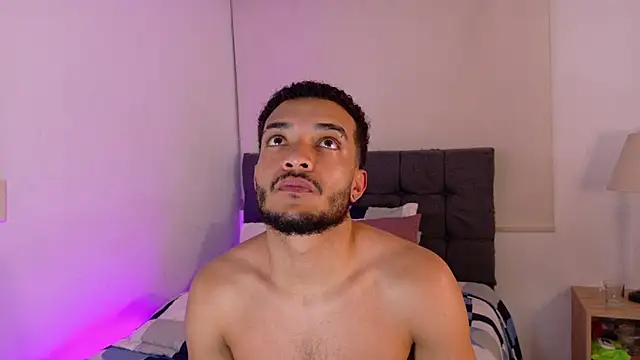 Snapshot of eross_chipre_ chatting on April 2026 12:59:01 AM eross chipre online show from April 2026 12:59:01 AM