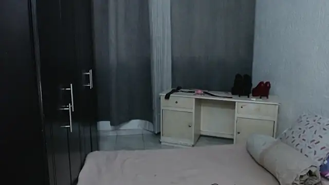 EngelCristaly online show from June 2026 04:36:02 AM