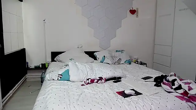 Snapshot of SophieRay92 chatting on March 2025 06:25:01 PM SophieRay92 online show from March 2025 06:25:01 PM