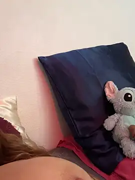 lola  med online show from September 2025 02:17:01 PM