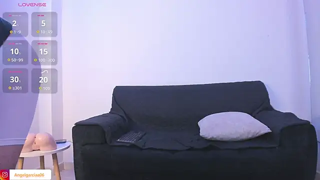 Angelgarcia  online show from October 2025 06:03:02 PM