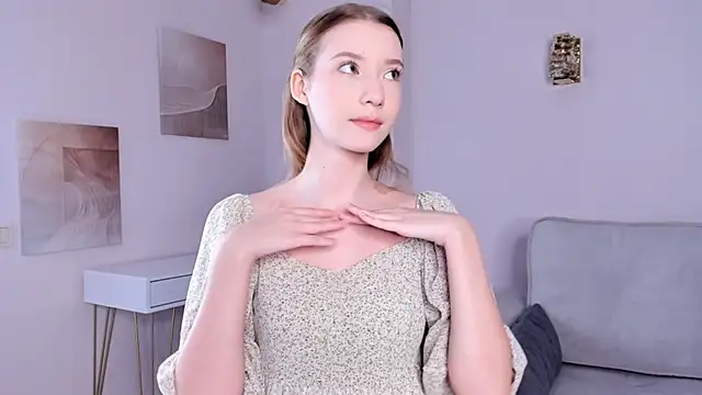 Snapshot of SunnivaCovil chatting on February 2025 11:52:01 AM SunnivaCovil online show from February 2025 11:52:01 AM