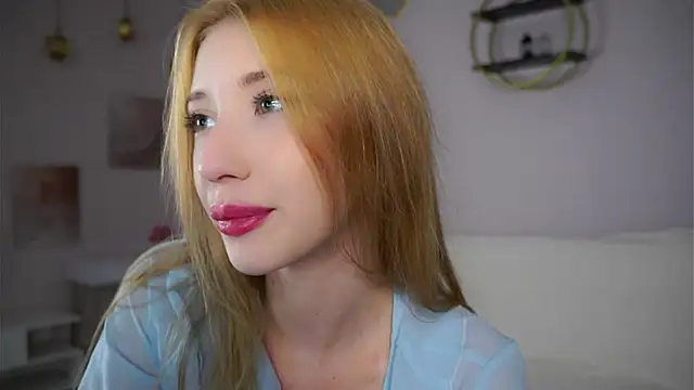 Snapshot of SunnivaCovil chatting on December 2025 02:58:02 PM SunnivaCovil online show from December 2025 02:58:02 PM