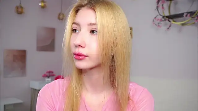 SunnivaCovil online show from March 2026 02:57:01 PM