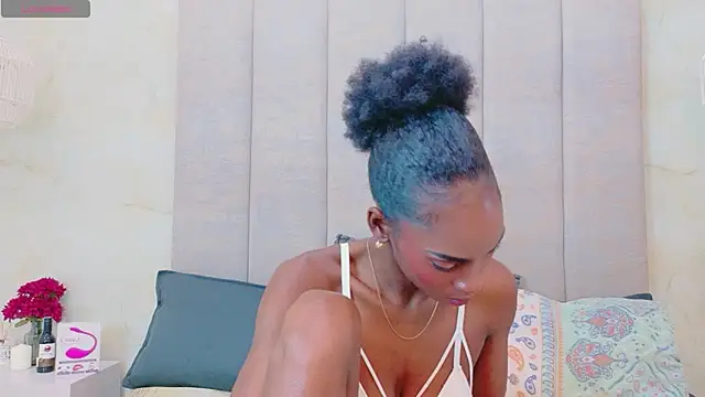 Snapshot of AnnyCampbell chatting on April 2026 03:53:02 AM AnnyCampbell online show from April 2026 03:53:02 AM