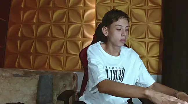 Noahoconor online show from February 2025 07:04:02 PM