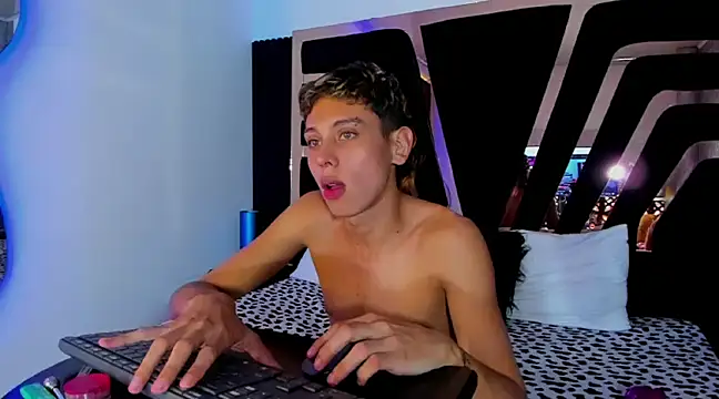 Noahoconor online show from February 2025 04:20:02 PM