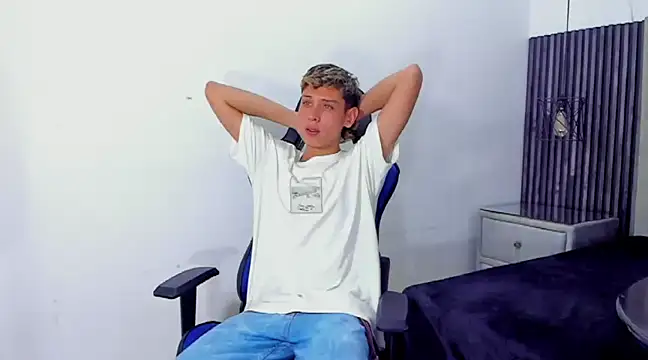 Noahoconor online show from March 2025 10:38:02 PM