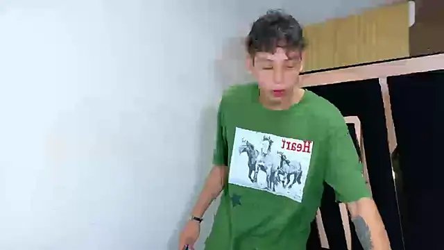 Noahoconor online show from October 2025 08:06:02 PM