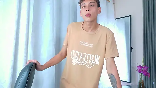 Noahoconor online show from October 2025 08:40:02 PM