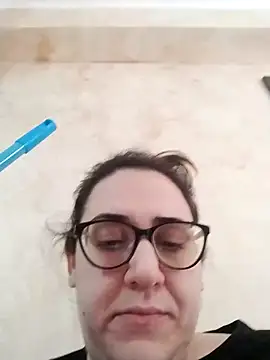 Dolcecurvy online show from April 2026 01:41:01 PM