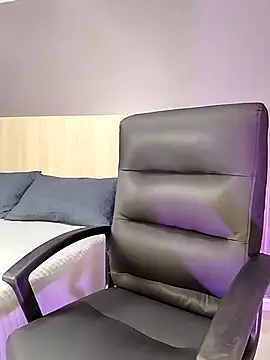 Ashly hills online show from February 2025 03:15:02 AM