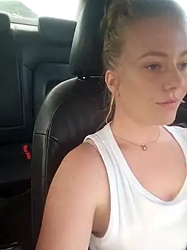 Snapshot of siniminandspice chatting on March 2025 02:32:01 PM siniminandspice online show from March 2025 02:32:01 PM