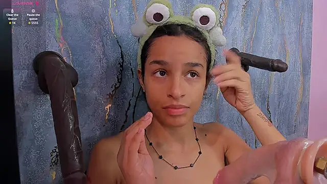 honey sofii  online show from September 2025 11:57:01 AM