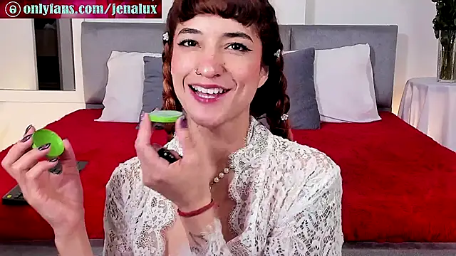 jennalux  online show from November 2025 01:15:01 AM