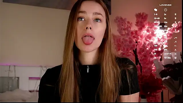 EmilaMills online show from March 2026 09:26:01 AM