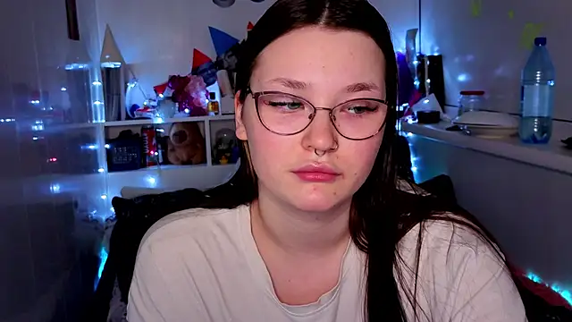 milliedoll online show from November 2025 06:54:02 PM