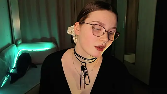 Snapshot of milliedoll chatting on March 2026 04:36:01 PM milliedoll online show from March 2026 04:36:01 PM