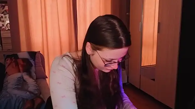 Snapshot of milliedoll chatting on March 2026 03:10:01 AM milliedoll online show from March 2026 03:10:01 AM