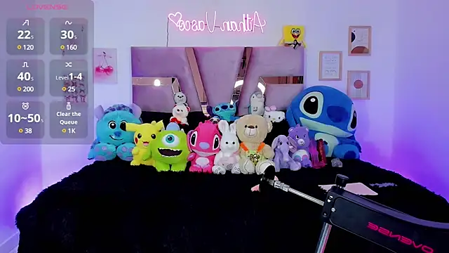 femboy-20 online show from March 2025 08:42:02 PM