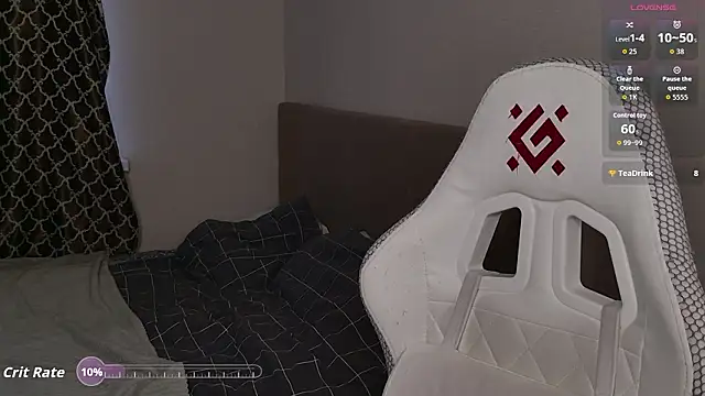 Snapshot of Luna_Loveee chatting on March 2026 04:20:01 AM Luna Loveee online show from March 2026 04:20:01 AM