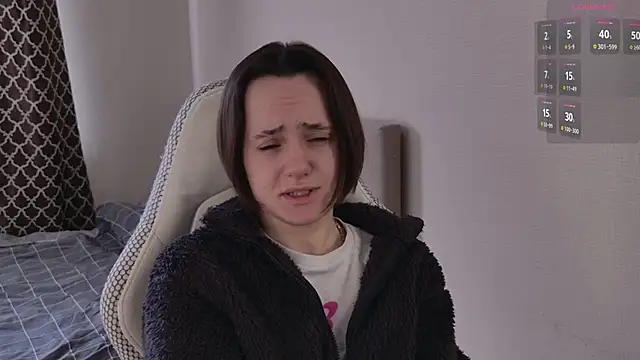 Snapshot of Luna_Loveee chatting on April 2026 05:30:01 AM Luna Loveee online show from April 2026 05:30:01 AM