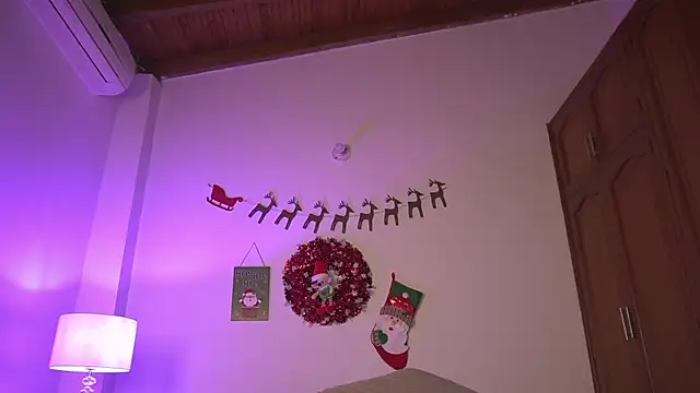 gala monroe online show from January 2026 11:14:02 AM