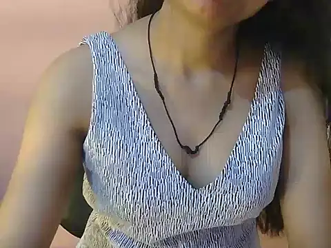 Snapshot of Cute_Pihu01 chatting on February 2026 10:07:01 PM Cute Pihu01 online show from February 2026 10:07:01 PM
