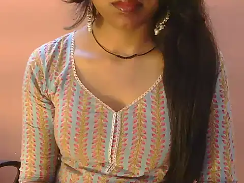 Cute Pihu01 online show from February 2026 06:06:02 PM