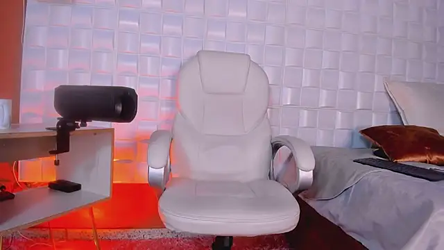 AlejandroStormm online show from February 2025 07:11:02 AM