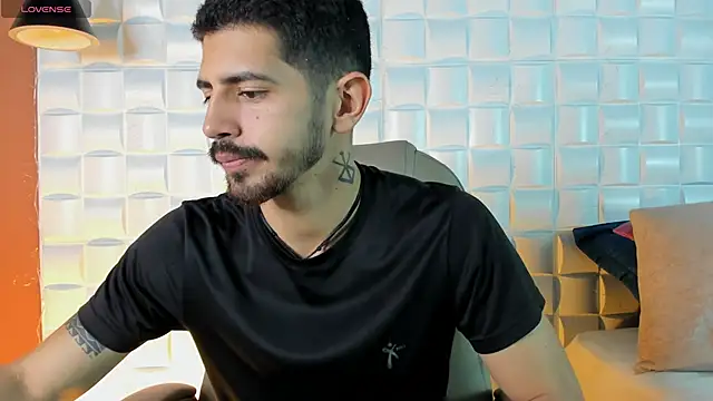 Snapshot of AlejandroStormm chatting on February 2026 11:16:02 PM AlejandroStormm online show from February 2026 11:16:02 PM