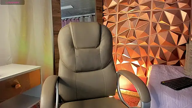 Snapshot of AlejandroStormm chatting on March 2026 04:46:01 AM AlejandroStormm online show from March 2026 04:46:01 AM