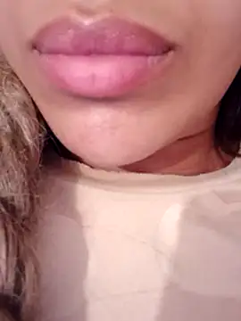 Sexlove1xo online show from February 2025 03:47:01 PM