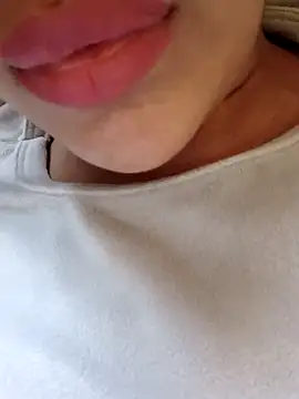 Sexlove1xo online show from March 2025 04:30:02 PM