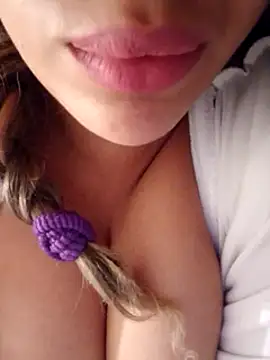 Sexlove1xo online show from March 2025 02:30:02 AM