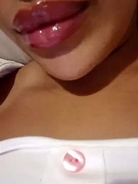 Sexlove1xo online show from September 2025 12:03:02 AM