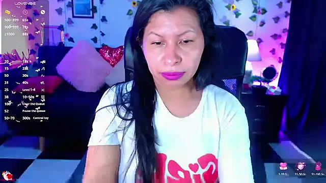 Snapshot of AbbyPrincessAGT chatting on June 2026 03:32:02 PM AbbyPrincessAGT online show from June 2026 03:32:02 PM