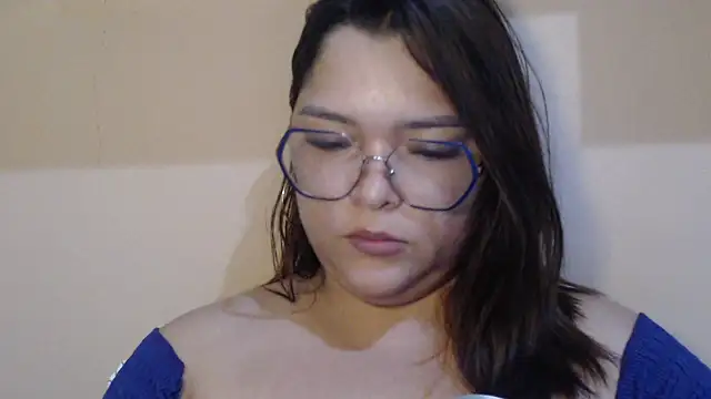 GoddessChaar online show from December 2025 11:56:01 PM