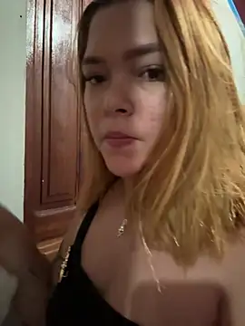 Snapshot of GoddessChaar chatting on March 2026 12:25:02 AM GoddessChaar online show from March 2026 12:25:02 AM