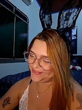 Snapshot of GoddessChaar chatting on April 2026 01:03:01 AM GoddessChaar online show from April 2026 01:03:01 AM