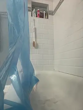 Snapshot of usedingoodcondition chatting on April 2026 08:12:02 PM usedingoodcondition online show from April 2026 08:12:02 PM