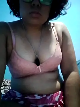 Snapshot of marimari_fersan chatting on April 2026 02:44:02 PM marimari fersan online show from April 2026 02:44:02 PM