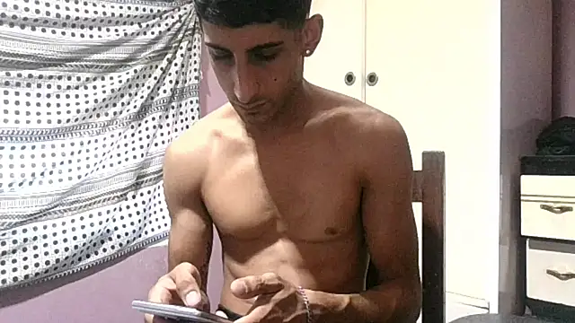 Snapshot of Pibesavio chatting on February 2025 07:30:02 PM Pibesavio online show from February 2025 07:30:02 PM