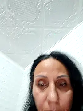 Snapshot of Ramona870 chatting on November 2025 10:46:01 PM Ramona870 online show from November 2025 10:46:01 PM