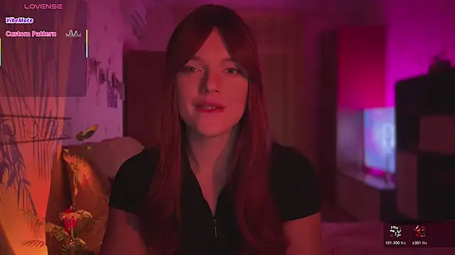 Snapshot of CherryRed_Girl chatting on March 2026 11:00:01 PM CherryRed Girl online show from March 2026 11:00:01 PM